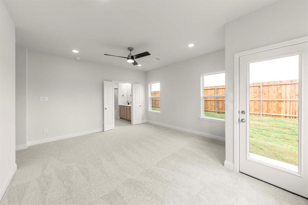 1640 Edgeway Drive Property Photo 17