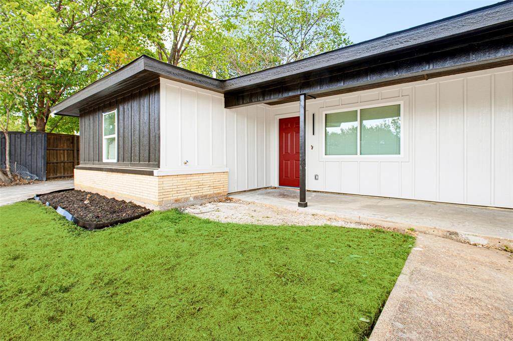 418 Dawson Circle Property Photo 3