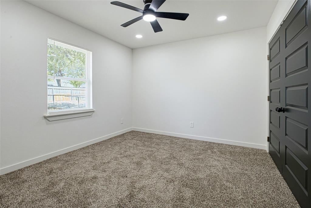418 Dawson Circle Property Photo 12