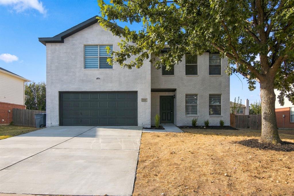 717 Redwing Drive Property Photo 1