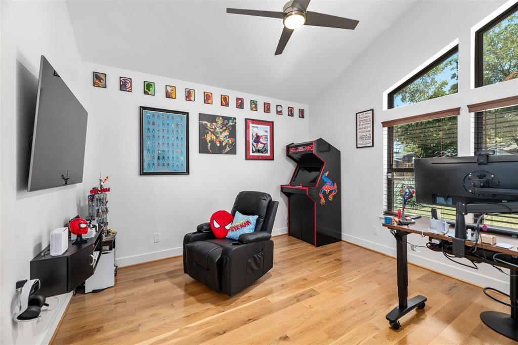 8715 Forest Hills Boulevard Property Photo 24