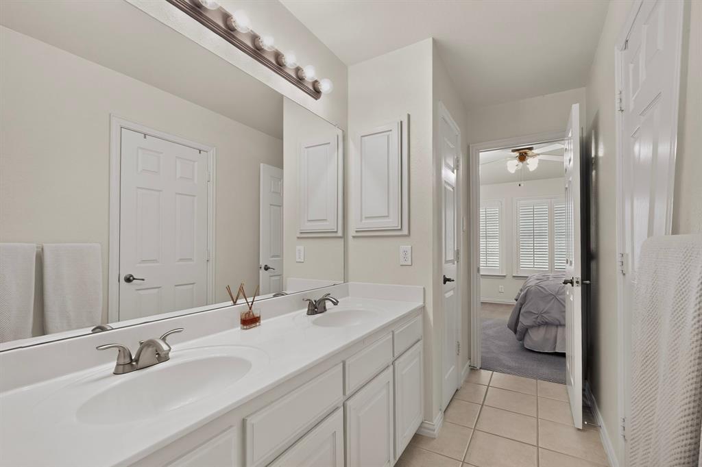 1921 Armstrong Drive Property Photo 23