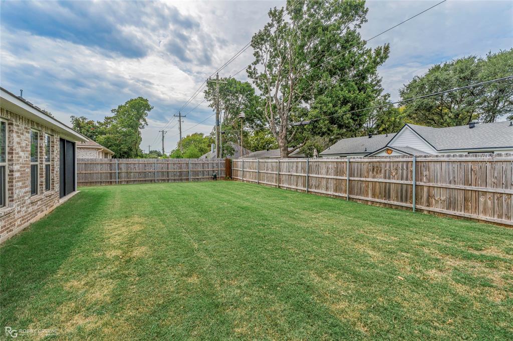 257 Saint Edmunds Way Property Photo 32