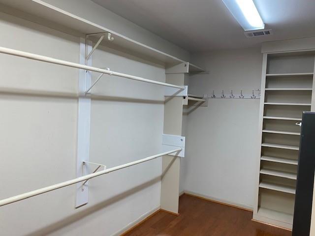 702 Mulberry Drive Property Photo 14