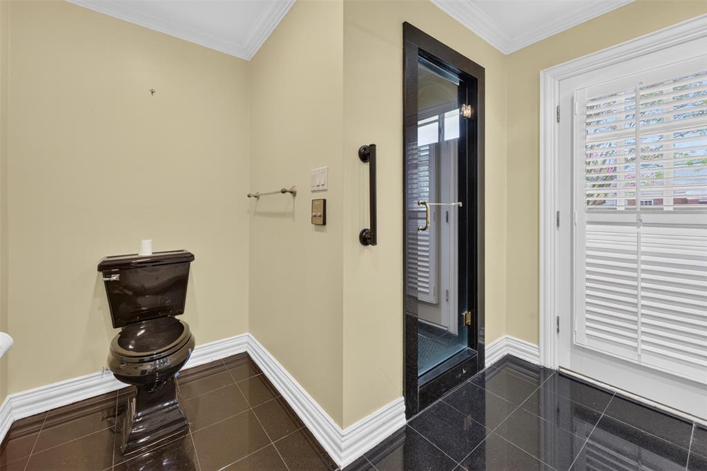 702 Mulberry Drive Property Photo 31