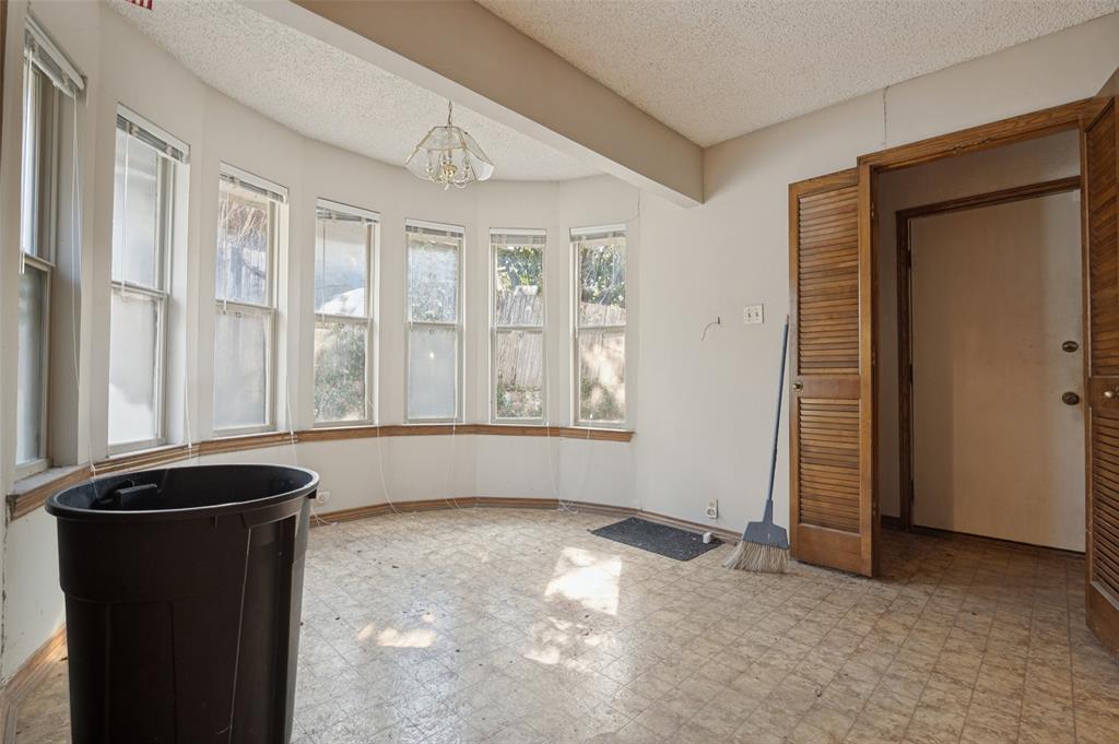 1901 Wedgewood Drive Property Photo 8