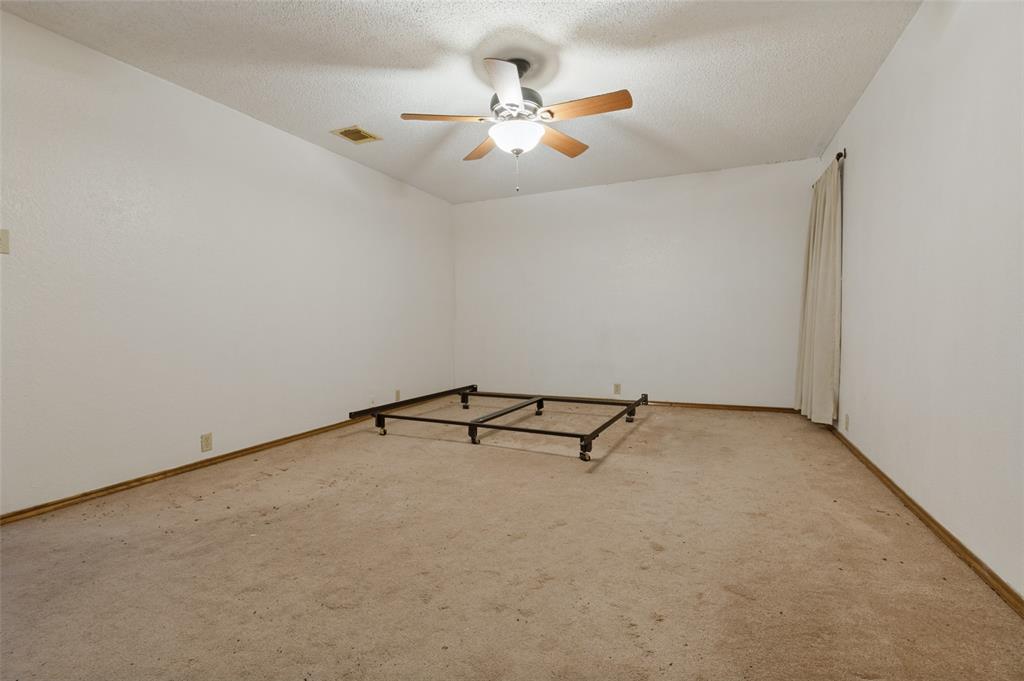 1901 Wedgewood Drive Property Photo 19