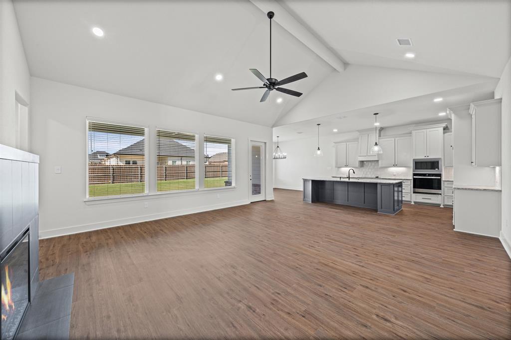 10205 Charmwood Drive Property Photo 8