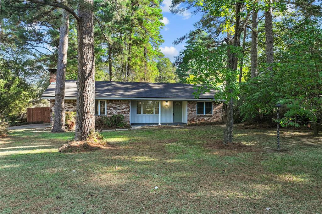 126 Platt Drive Property Photo 2