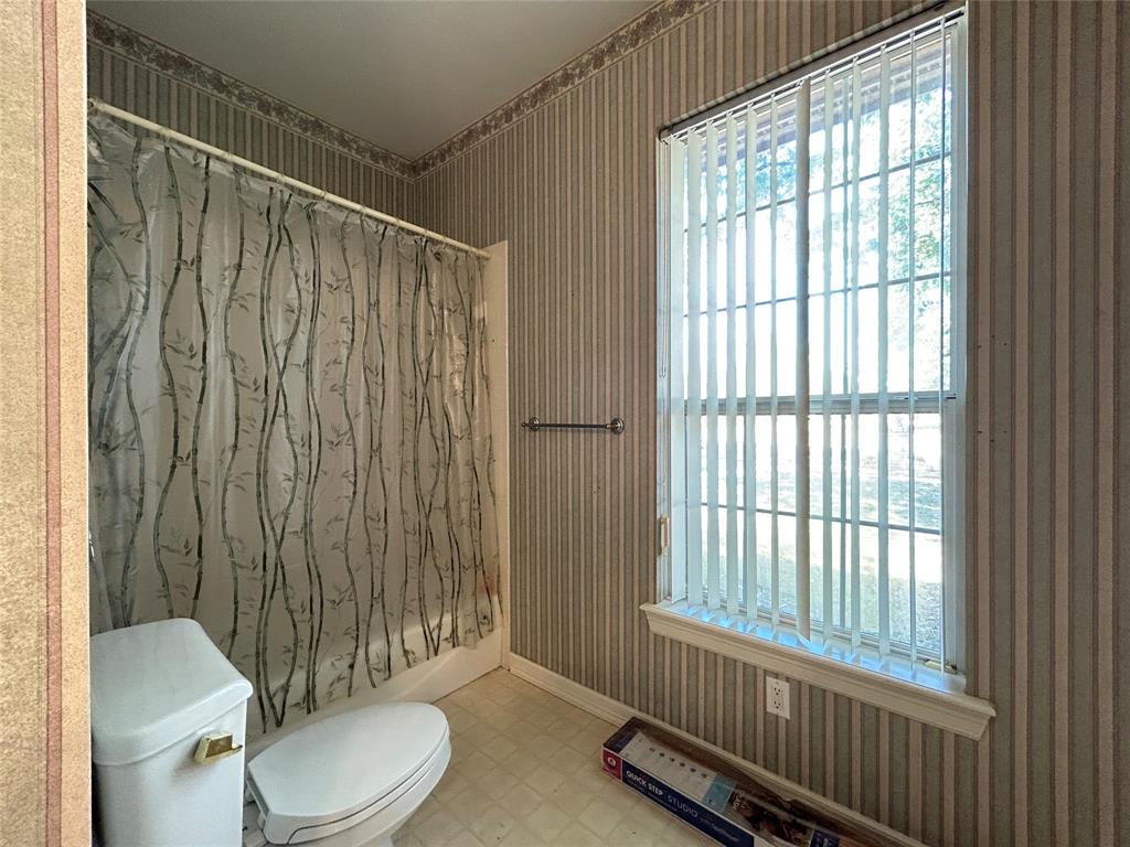 1328 Azalea Drive Property Photo 12
