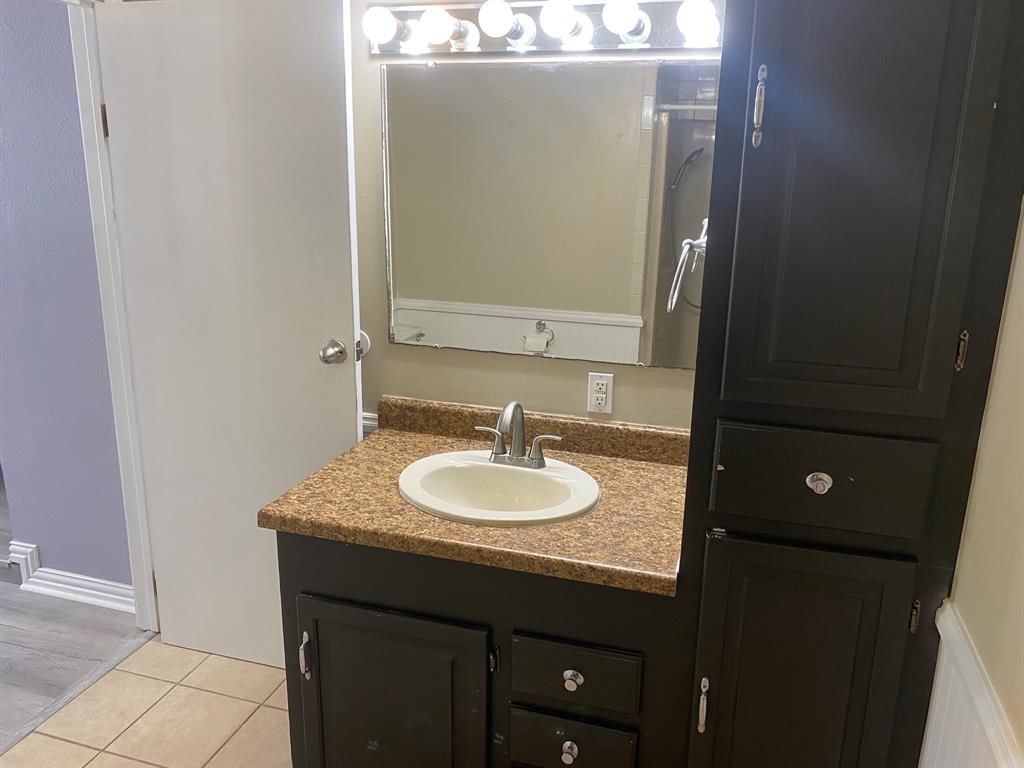 1411 Aars Street Property Photo 21