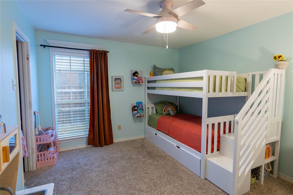 808 Forest Edge Lane Property Photo 16