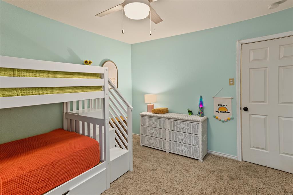 808 Forest Edge Lane Property Photo 17