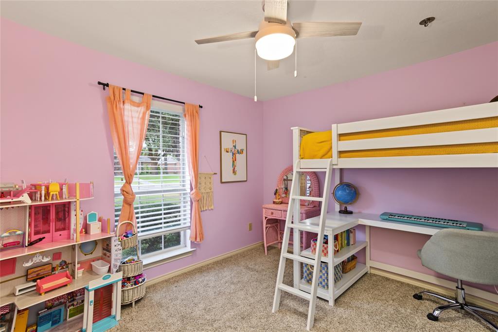 808 Forest Edge Lane Property Photo 18