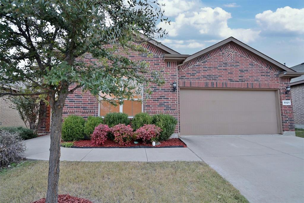 5921 Comanche Peak Drive Property Photo 1