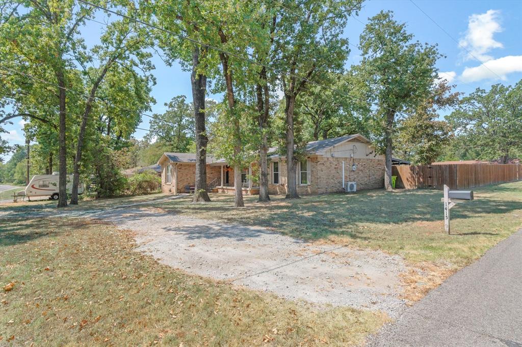 1415 Glenlain Dr Property Photo 3