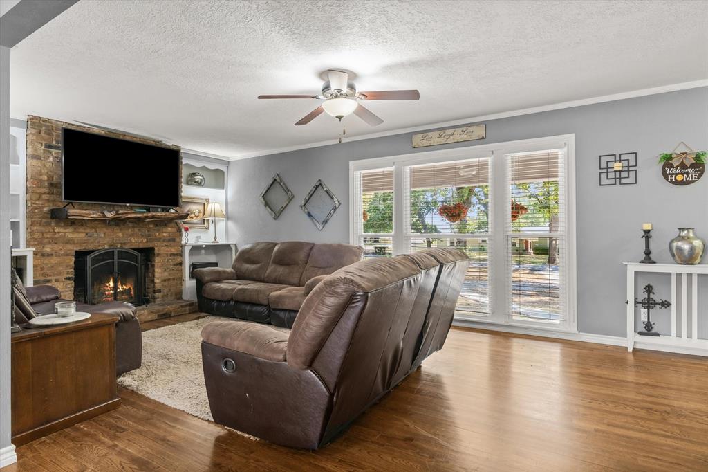 1415 Glenlain Dr Property Photo 9