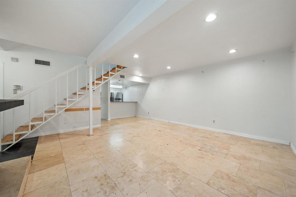 3121 Park Lane 1107 Property Photo 11