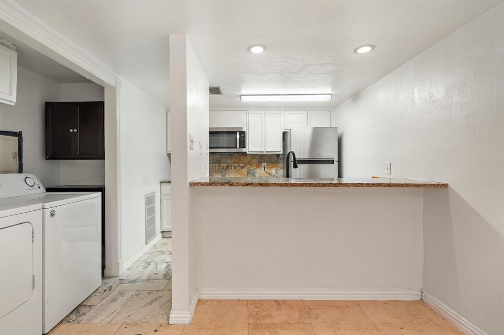 3121 Park Lane 1107 Property Photo 13