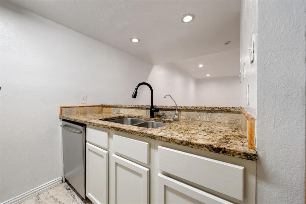 3121 Park Lane 1107 Property Photo 16