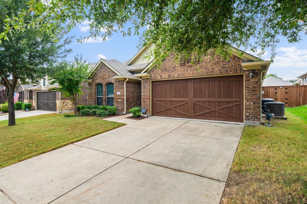 3909 Brook Wood Drive Property Photo 2