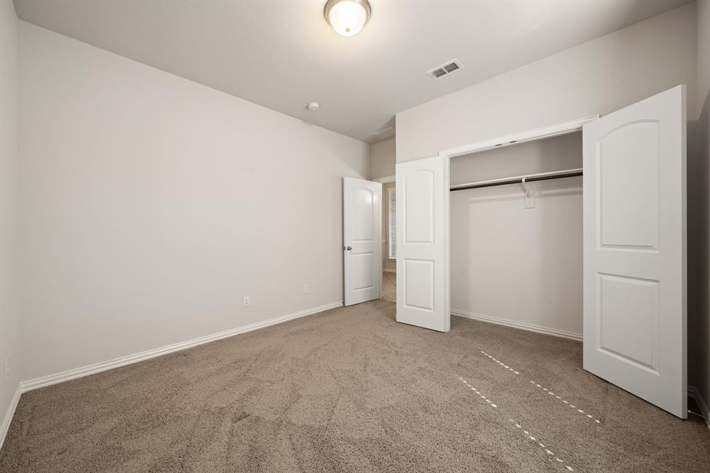 3909 Brook Wood Drive Property Photo 11