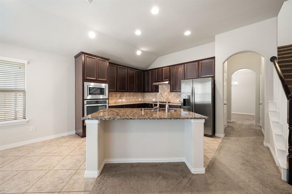 3909 Brook Wood Drive Property Photo 16