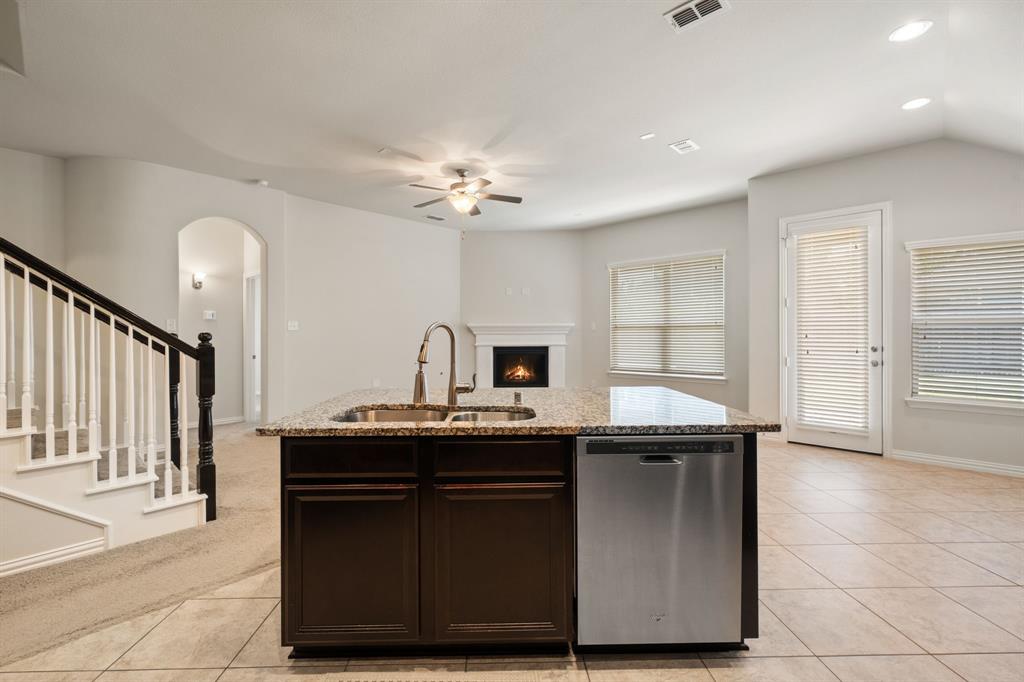 3909 Brook Wood Drive Property Photo 20