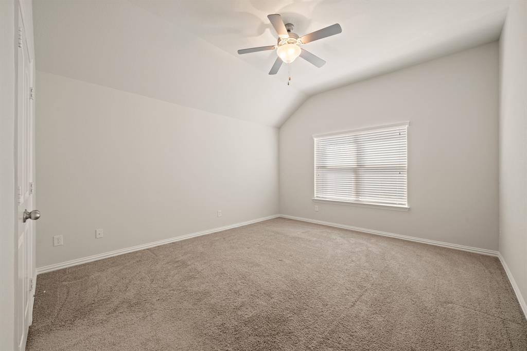 3909 Brook Wood Drive Property Photo 24