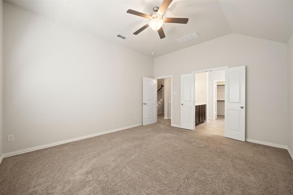 3909 Brook Wood Drive Property Photo 25