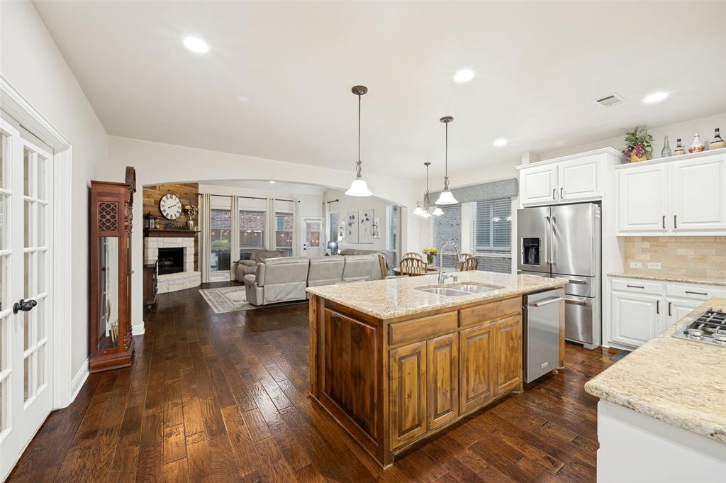 3108 Stonefield Property Photo 10