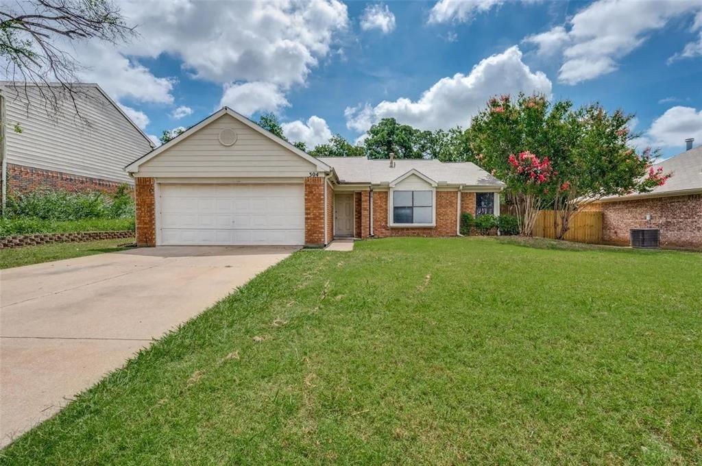 304 Mack Drive Property Photo 1