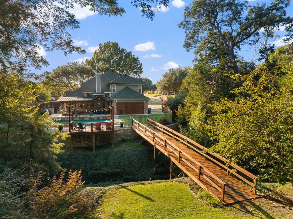 3202 Harbor Pointe Drive Property Photo 1