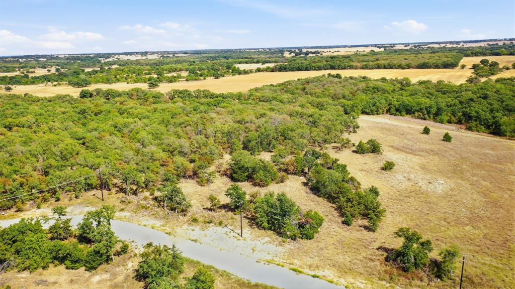 000 Red Oak Hills Road Property Photo 4