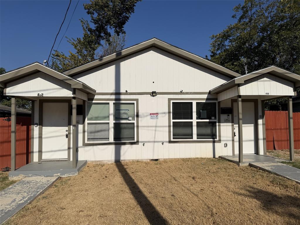 400 Lansing Street Property Photo 1