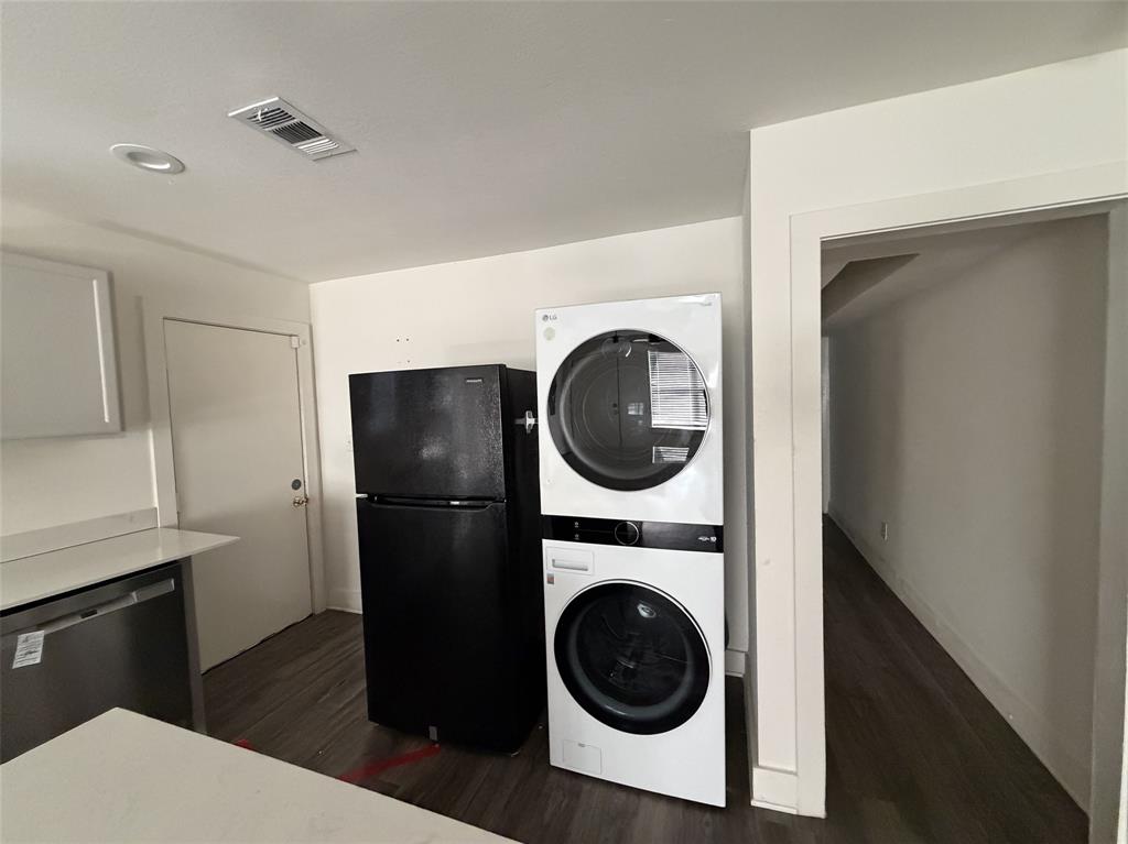 400 Lansing Street Property Photo 21