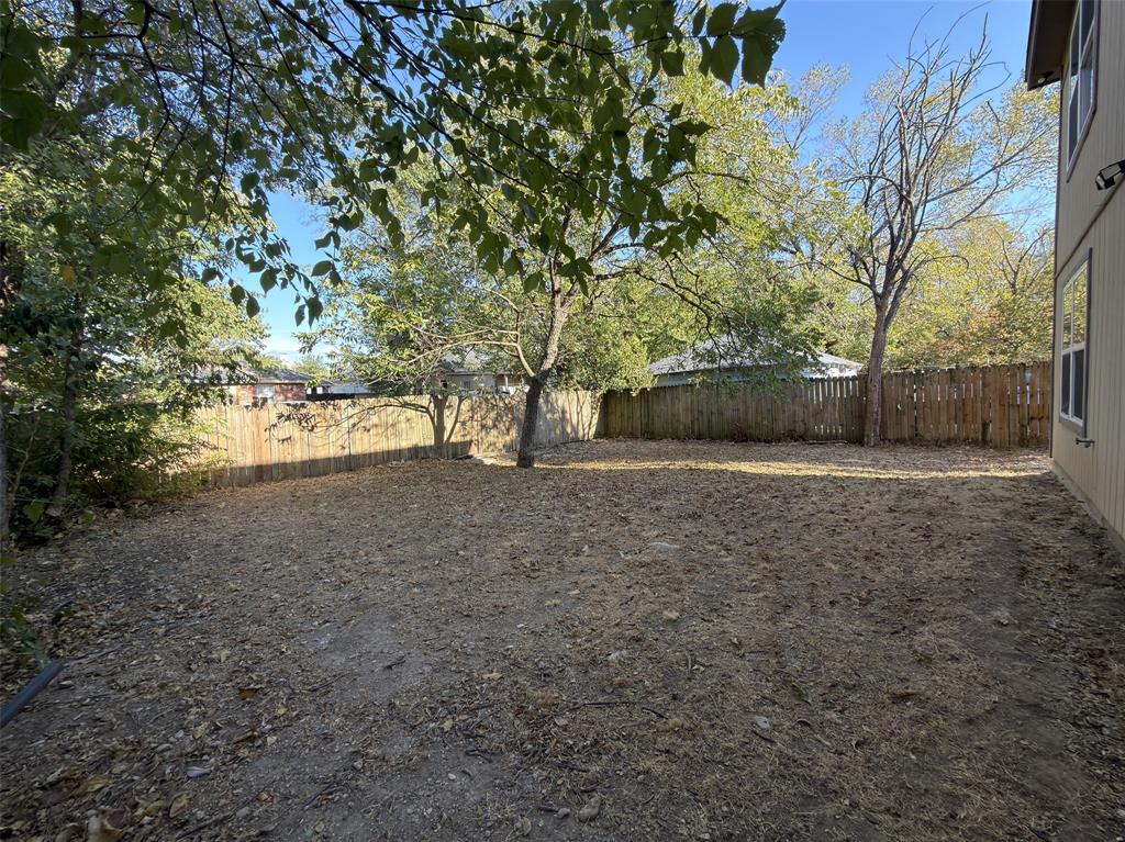 400 Lansing Street Property Photo 34