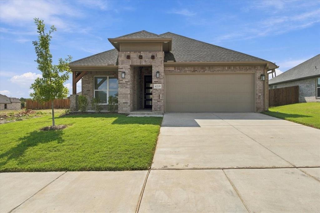 4218 Hummingbird Drive Property Photo 1