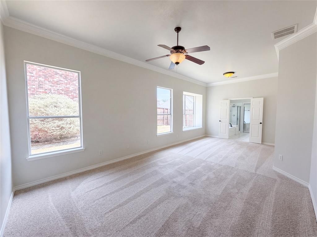 8703 Stonecrest Drive Property Photo 4