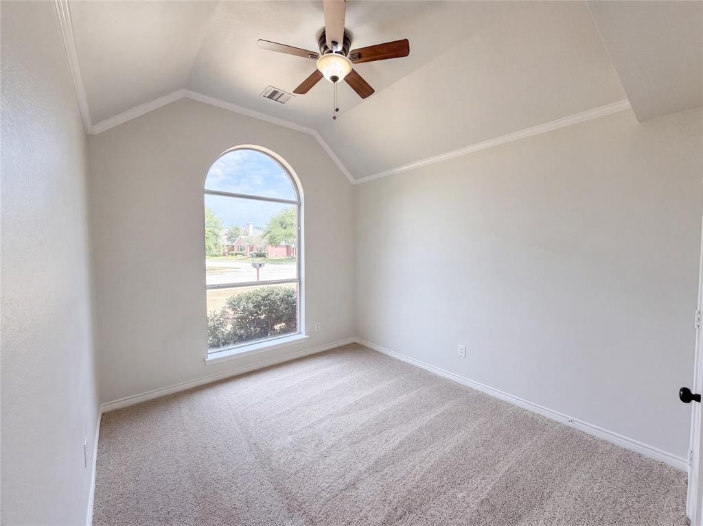 8703 Stonecrest Drive Property Photo 14
