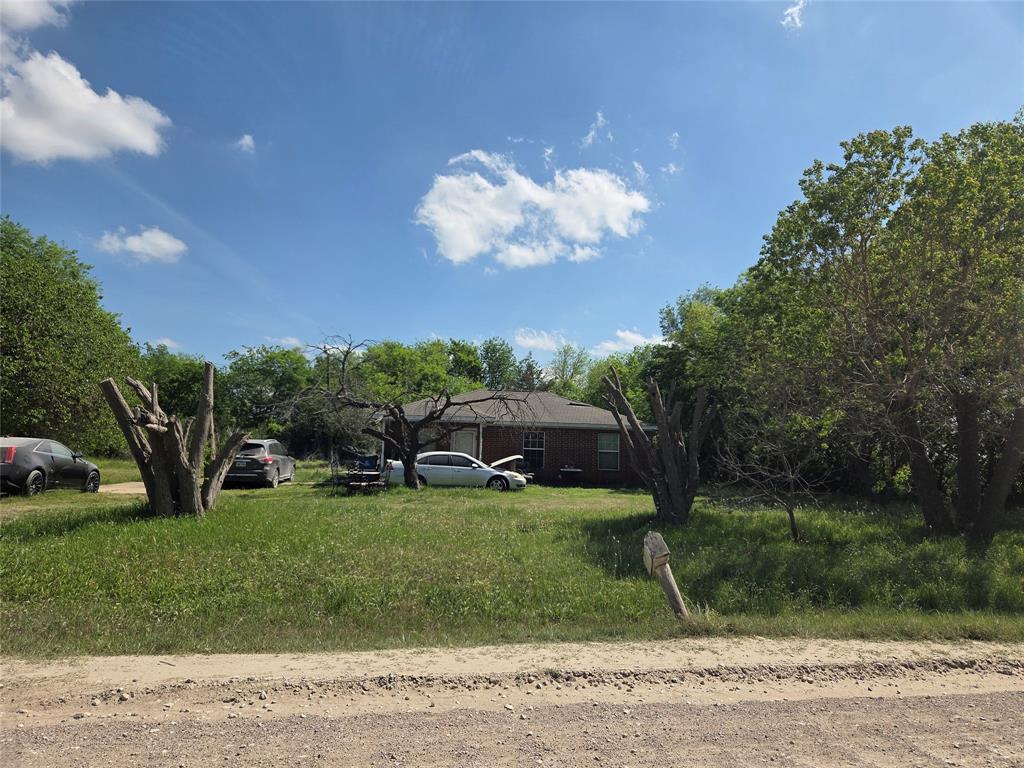 501 W Fannin Street Property Photo 1