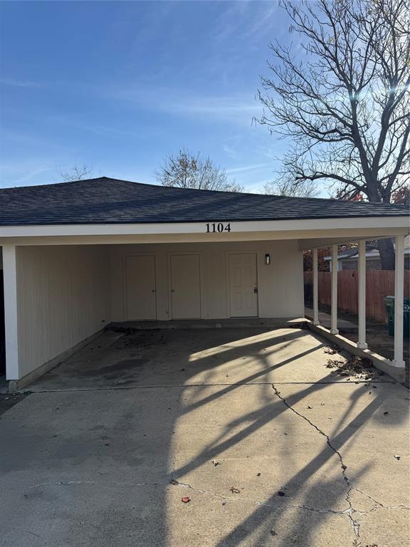 1104-1106 Mulkey Lane Property Photo 1