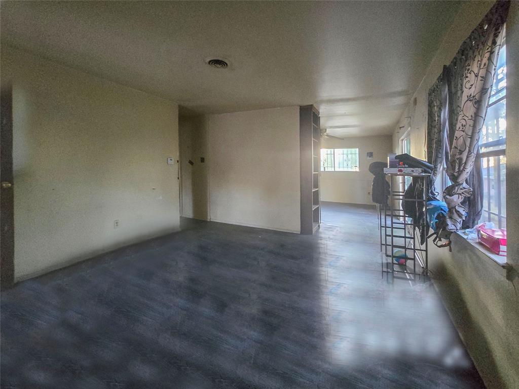 7309 Broken Tree Trail Property Photo 7
