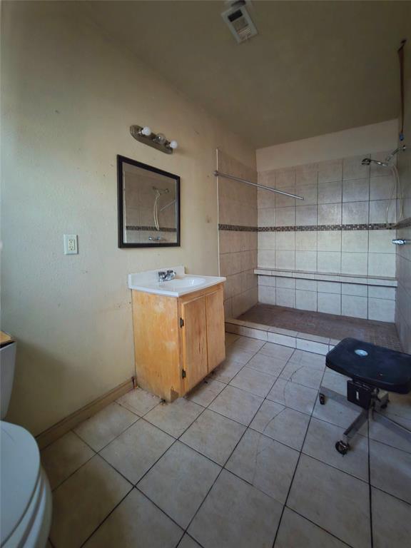 7309 Broken Tree Trail Property Photo 32