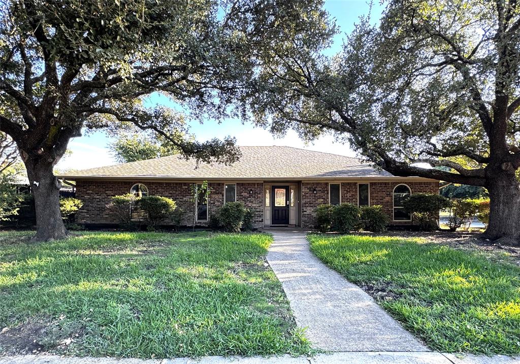 2616 Teakwood Lane Property Photo 1