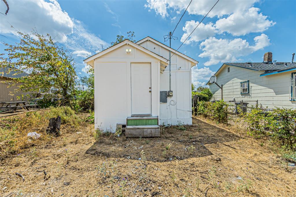 5406 Houghton Avenue Property Photo 11