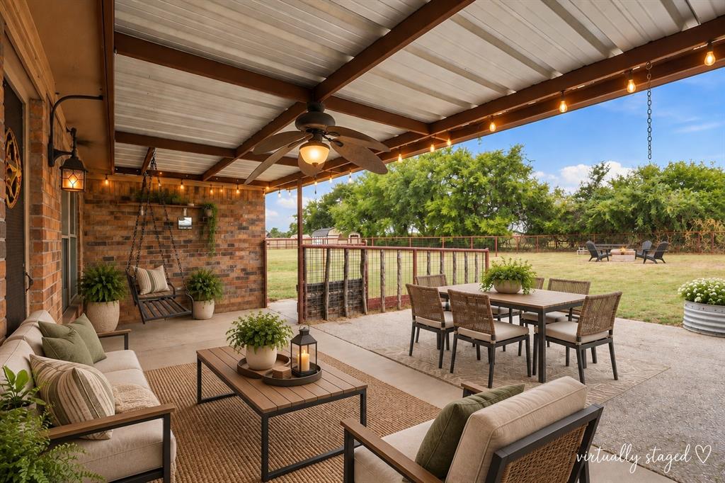 108 Chisolm Trail Court Property Photo 1