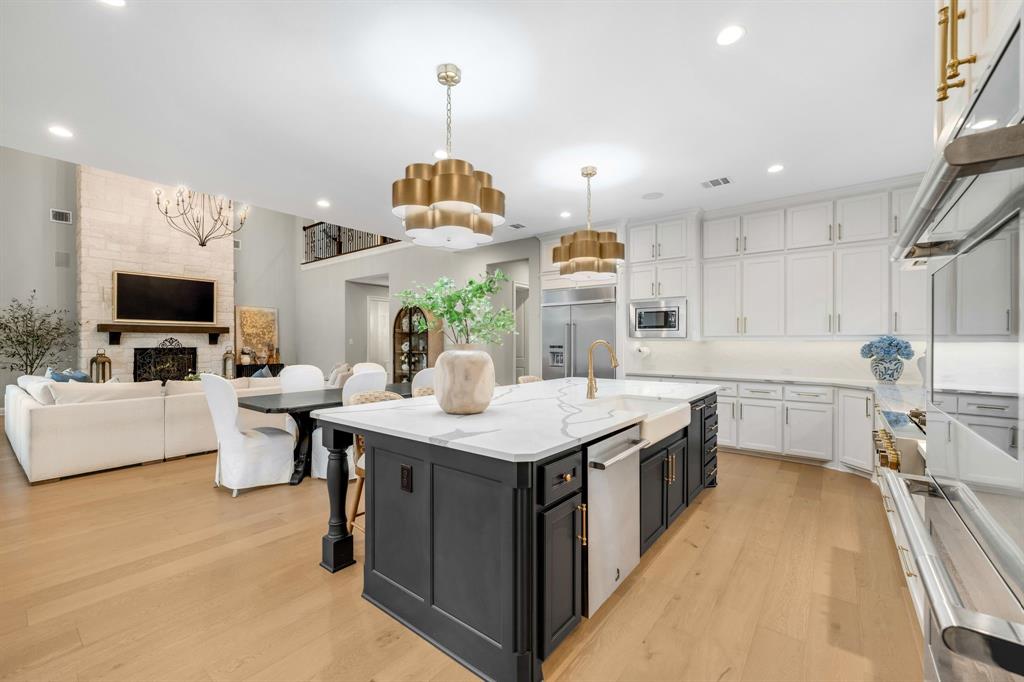 5401 Barry Boulevard Property Photo 12