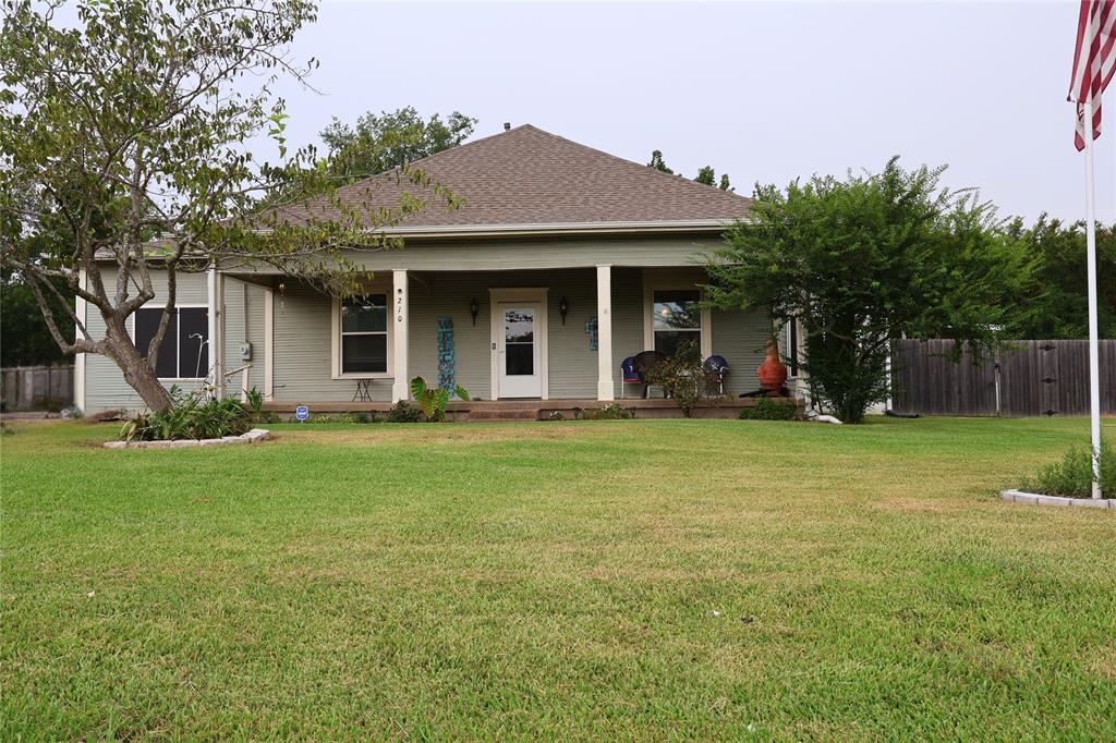 210 Hopkins Property Photo 1