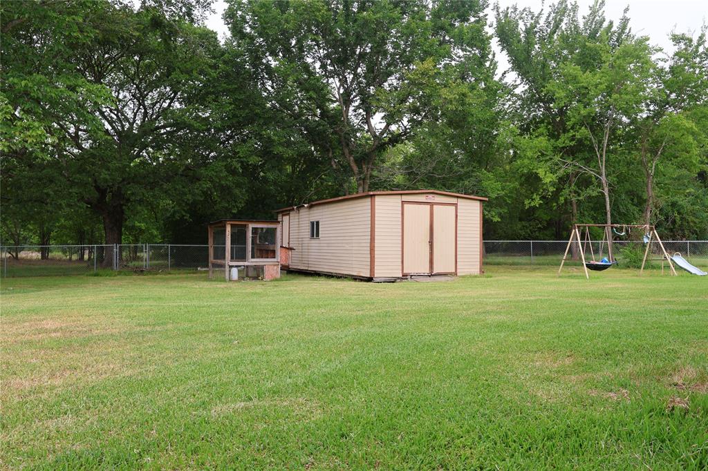 210 Hopkins Property Photo 35